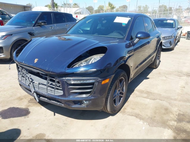 2018 PORSCHE MACAN WP1AA2A52JLB22297 Photo 1