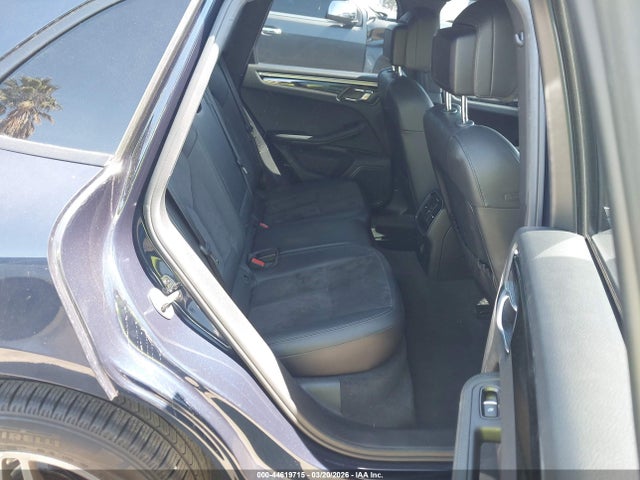 2018 PORSCHE MACAN WP1AA2A52JLB22297 Photo 7