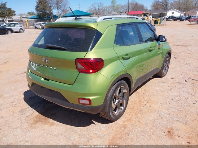 44619724 :رقم المزاد ، KMHRC8A32PU213682 vin ، 2023 Hyundai Venue Sel مزاد بيع