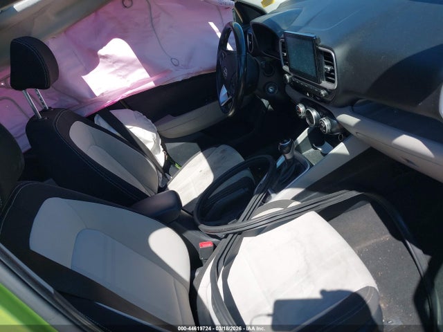 44619724 :رقم المزاد ، KMHRC8A32PU213682 vin ، 2023 Hyundai Venue Sel مزاد بيع
