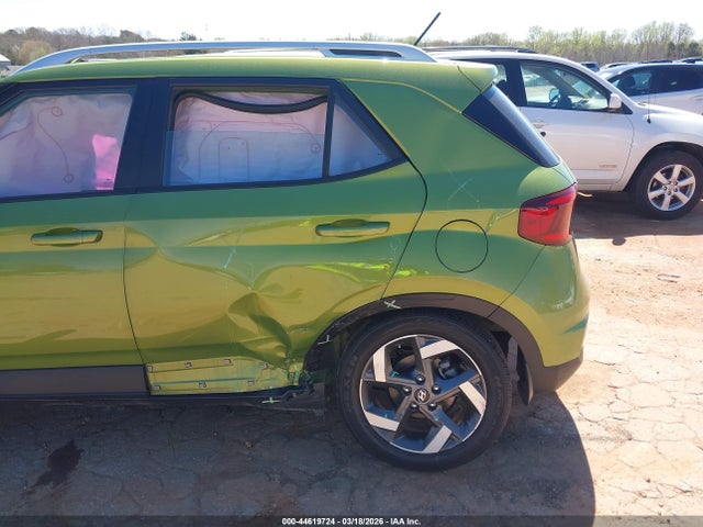 44619724 :رقم المزاد ، KMHRC8A32PU213682 vin ، 2023 Hyundai Venue Sel مزاد بيع
