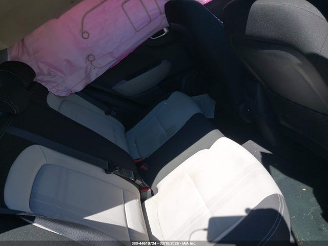 44619724 :رقم المزاد ، KMHRC8A32PU213682 vin ، 2023 Hyundai Venue Sel مزاد بيع