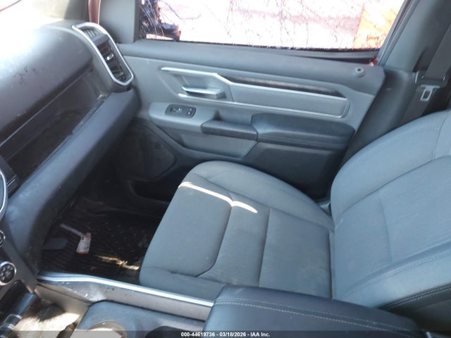 44619736 :رقم المزاد ، 1C6SRFBT1MN527800 vin ، 2021 Ram 1500 Big Horn  4x4 6'4 Box مزاد بيع