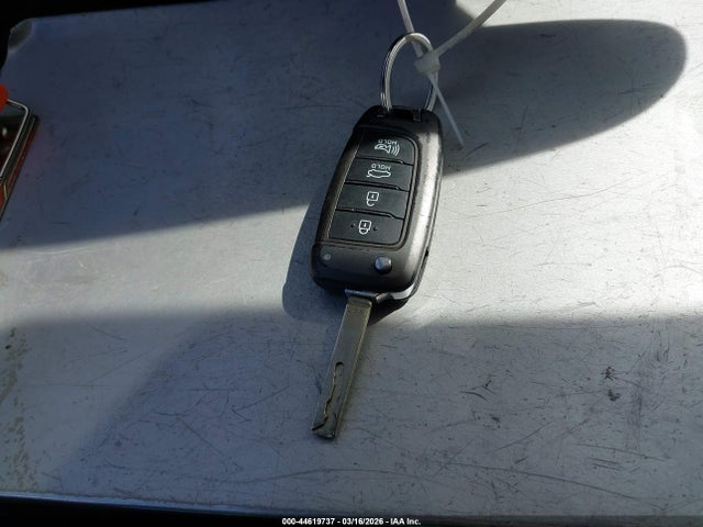 5NPLL4AG0MH024878 Hyundai ELANTRA SE