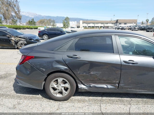 5NPLL4AG0MH024878 Hyundai ELANTRA SE