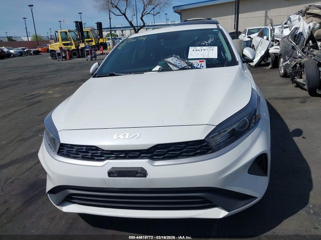 3KPF24AD7RE714998 KIA Forte Lxs