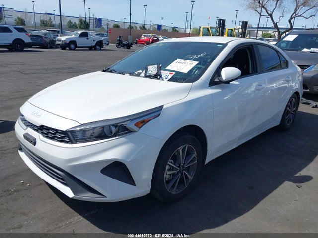 3KPF24AD7RE714998 KIA Forte Lxs