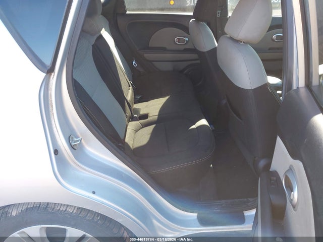 KIA SOUL + 2015 KNDJP3A57F7761233 Image 8