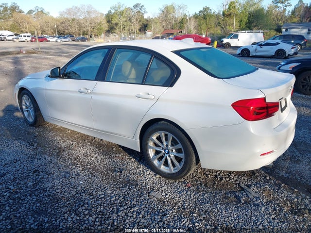 44619790 :رقم المزاد ، WBA8E5G51GNT94704 vin ، 2016 Bmw 320i Xdrive مزاد بيع