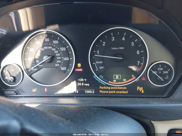 44619790 :رقم المزاد ، WBA8E5G51GNT94704 vin ، 2016 Bmw 320i Xdrive مزاد بيع
