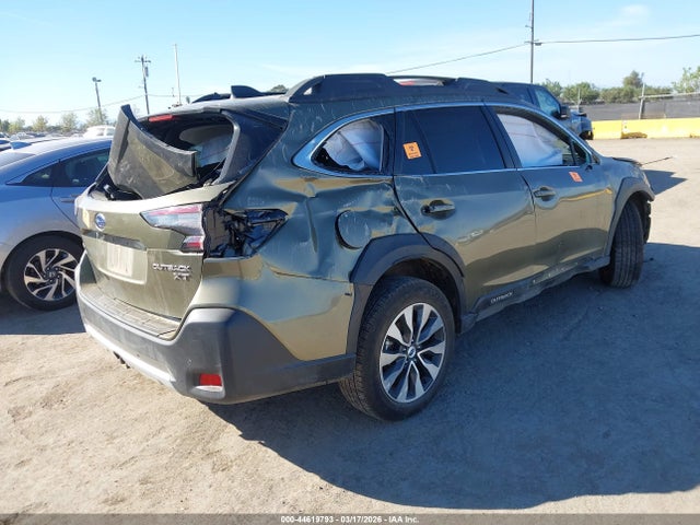 4S4BTGND3S3133692 Subaru Outback Limited Xt