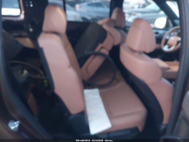 2025 Hyundai Santa Fe Hybrid Limited მანქანა იყიდება აუქციონზე, vin: 5NMP3DG18SH040681, აუქციონის ნომერი: 44619819