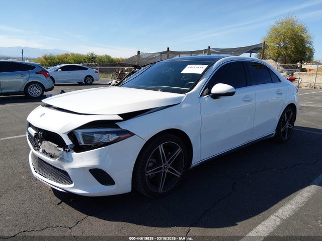 44619838 :رقم المزاد ، WDD3G4EB4KW014256 vin ، 2019 Mercedes-benz A 220 مزاد بيع