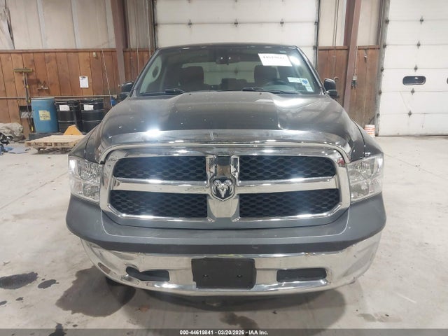 44619841 :رقم المزاد ، 1C6RR6FG9HS591716 vin ، 2017 Ram 1500 Tradesman  4x2 6'4 Box مزاد بيع