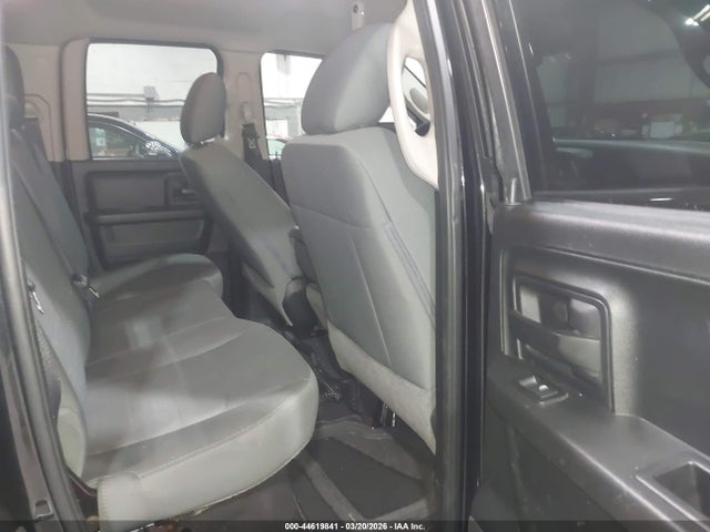 44619841 :رقم المزاد ، 1C6RR6FG9HS591716 vin ، 2017 Ram 1500 Tradesman  4x2 6'4 Box مزاد بيع