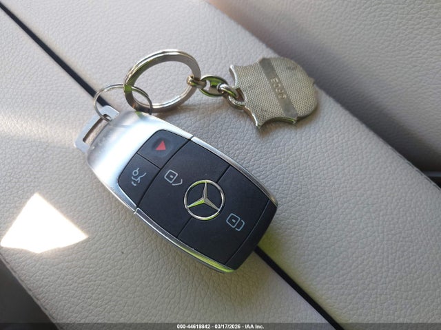 44619842 :رقم المزاد ، W1K5J4GB0PN367579 vin ، 2023 Mercedes-benz Cla 250 Coupe مزاد بيع