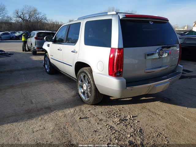 Продажа на аукционе авто 2014 Cadillac Escalade Luxury, vin: 1GYS4BEFXER106989, номер лота: 44619862