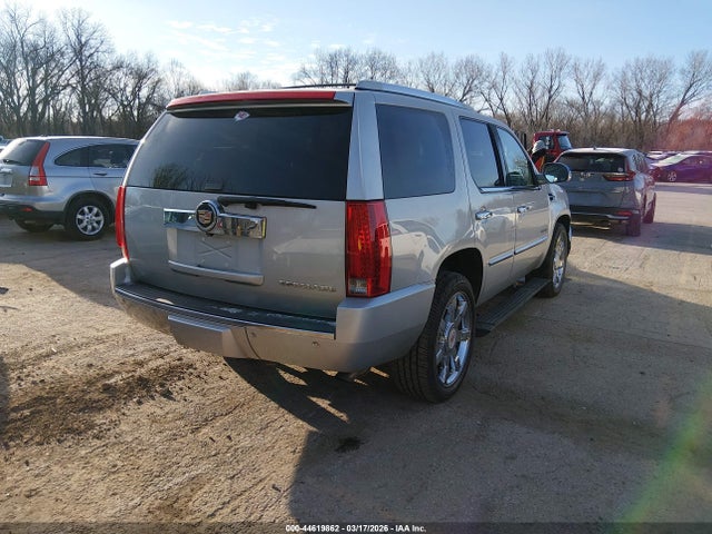 Продажа на аукционе авто 2014 Cadillac Escalade Luxury, vin: 1GYS4BEFXER106989, номер лота: 44619862