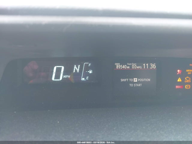 JTDKDTB39E1074539 Toyota Prius C Two