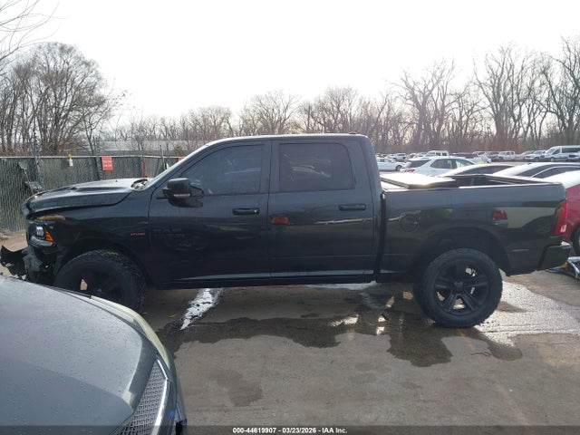 44619907 :رقم المزاد ، 1C6RR7MT7HS621902 vin ، 2017 Ram 1500 Sport مزاد بيع