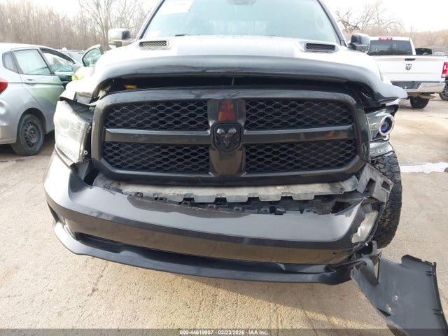 44619907 :رقم المزاد ، 1C6RR7MT7HS621902 vin ، 2017 Ram 1500 Sport مزاد بيع