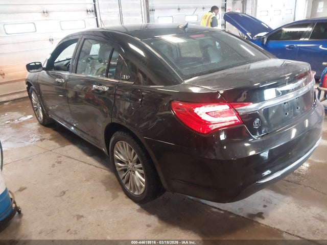 2011 Chrysler 200 Limited მანქანა იყიდება აუქციონზე, vin: 1C3BC2FB4BN572008, აუქციონის ნომერი: 44619916