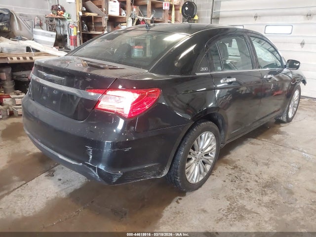 2011 Chrysler 200 Limited მანქანა იყიდება აუქციონზე, vin: 1C3BC2FB4BN572008, აუქციონის ნომერი: 44619916
