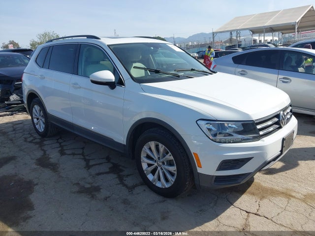 2018 VOLKSWAGEN TIGUAN 3VV3B7AX0JM079312