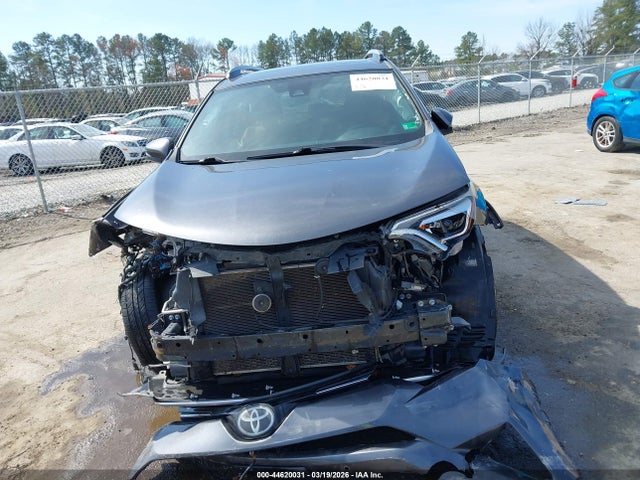 2T3DFREV0HW550587 Toyota Rav4 Limited