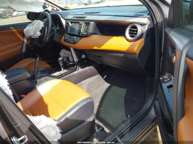 2T3DFREV0HW550587 Toyota Rav4 Limited