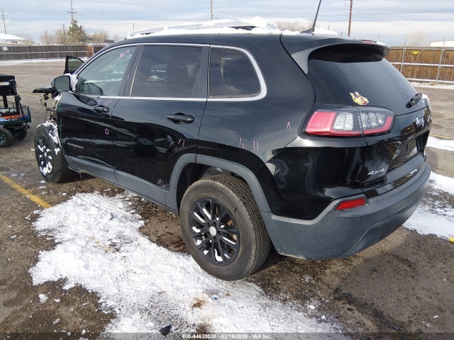 44620038 :رقم المزاد ، 1C4PJMCB4KD141357 vin ، 2019 Jeep Cherokee Latitude 4x4 مزاد بيع