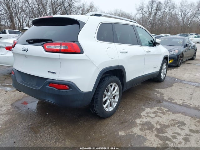 2015 Jeep Cherokee Latitude მანქანა იყიდება აუქციონზე, vin: 1C4PJLCB5FW671566, აუქციონის ნომერი: 44620111