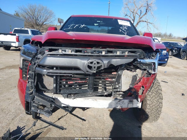 2025 Toyota Tundra Limited მანქანა იყიდება აუქციონზე, vin: 5TFJA5DB2SX330422, აუქციონის ნომერი: 44620128