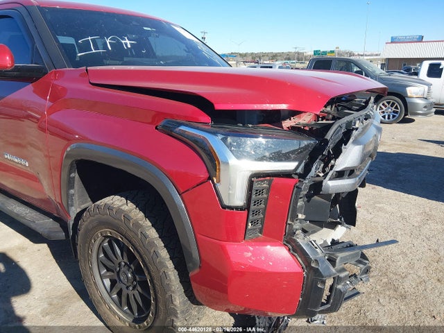 2025 Toyota Tundra Limited მანქანა იყიდება აუქციონზე, vin: 5TFJA5DB2SX330422, აუქციონის ნომერი: 44620128