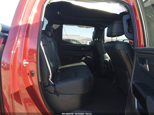 2025 Toyota Tundra Limited მანქანა იყიდება აუქციონზე, vin: 5TFJA5DB2SX330422, აუქციონის ნომერი: 44620128