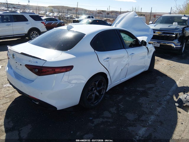 ZARFAEEN6H7554998 Alfa Romeo Giulia Ti Awd