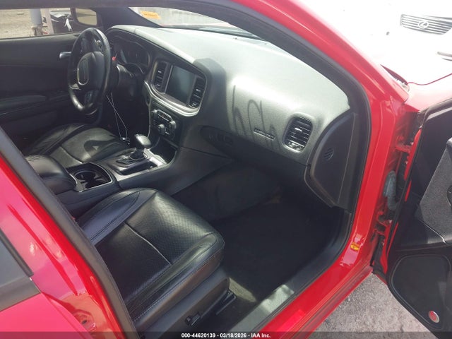 Продажа на аукционе авто 2016 Dodge Charger Sxt, vin: 2C3CDXHG5GH163555, номер лота: 44620139