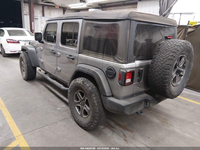 1C4HJXDG2JW246224 Jeep Wrangler Unlimited Sport S 4x4