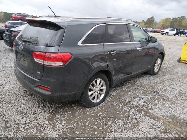 44620178 :رقم المزاد ، 5XYPGDA30GG170681 vin ، 2016 Kia Sorento 2.4l Lx مزاد بيع