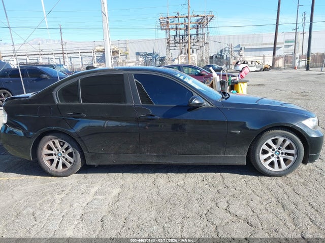 2007 Bmw 328i მანქანა იყიდება აუქციონზე, vin: WBAVA33537KX81880, აუქციონის ნომერი: 44620183