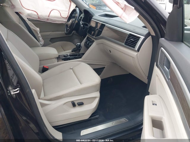 Продажа на аукционе авто 2019 Volkswagen Atlas 3.6l V6 Sel, vin: 1V2MR2CA1KC620864, номер лота: 44620191