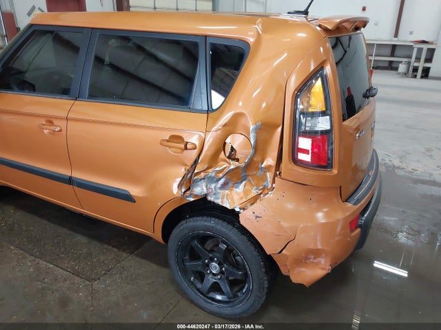 Продаж на аукціоні авто 2011 Kia Soul +, vin: KNDJT2A22B7238532, номер лоту: 44620247