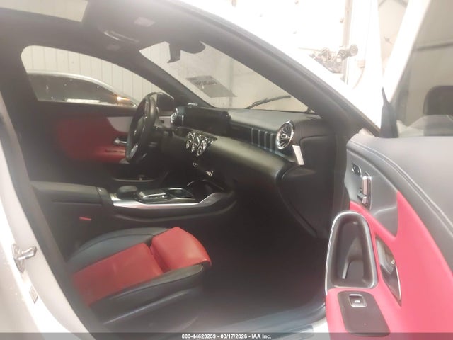 2021 Mercedes-benz Amg Cla 35 4matic მანქანა იყიდება აუქციონზე, vin: W1K5J5BB8MN229636, აუქციონის ნომერი: 44620259