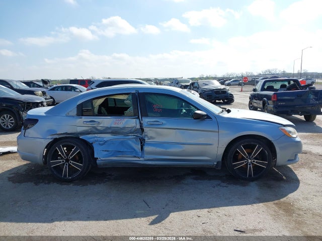 Aukcja sprzedaży 2013 Chrysler 200 Lx, vin: 1C3CCBAB8DN568509, numer aukcji: 44620285