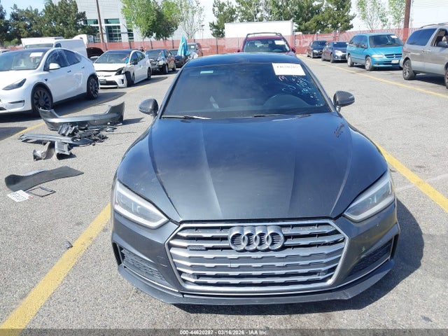 44620287 :رقم المزاد ، WAUENCF50JA096426 vin ، 2018 Audi A5 2.0t Premium مزاد بيع