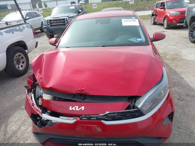 2023 Kia Forte Lxs მანქანა იყიდება აუქციონზე, vin: 3KPF24AD5PE549563, აუქციონის ნომერი: 44620304