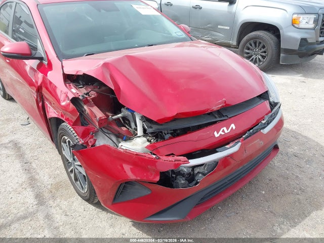 2023 Kia Forte Lxs მანქანა იყიდება აუქციონზე, vin: 3KPF24AD5PE549563, აუქციონის ნომერი: 44620304