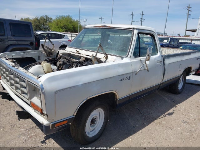 44620315 :رقم المزاد ، 1B7FD14TXES212358 vin ، 1984 Dodge D-series D150 مزاد بيع