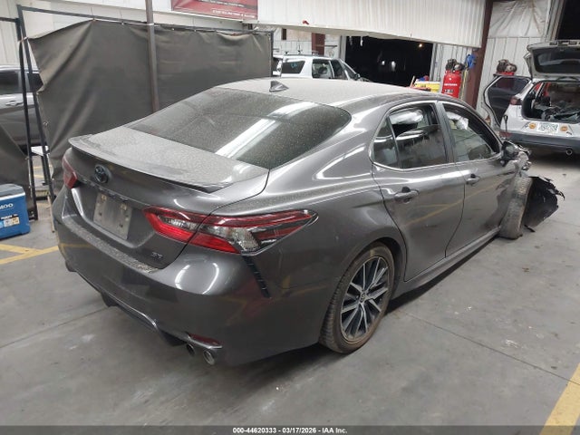 4T1G11AKXNU051163 Toyota CAMRY SE