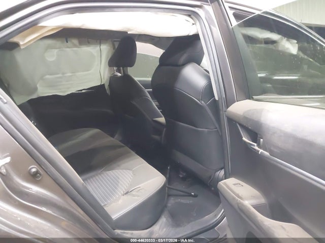 4T1G11AKXNU051163 Toyota CAMRY SE